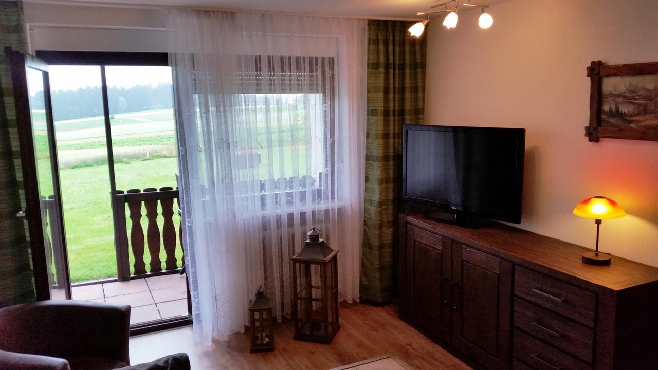 Ferienhof Hoehenluft Бишофсгрюн Экстерьер фото